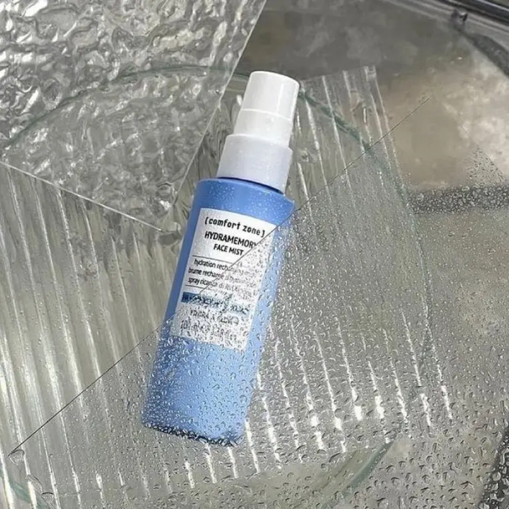 Comfort Zone Hydramemory Face Mist 100ml - Зволожувальний спрей для обличчя - фото №1 Comfort Zone Hydramemory Face Mist 100ml - Зволожувальний спрей для обличчя - фото №1
